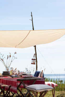 Raidallinen pöytäliina 150x250cm punainen/valkoinen