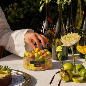 Large EGG mixed 2026 Crispy Caramel • Lime Crackle • Passion Fruit