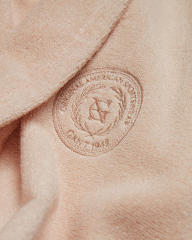 Crest-aamutakki väri light apricot Gant Home