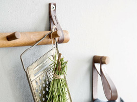 Ekta Living naulakko neljällä koukulla, Öljytty tammi