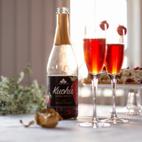 Kuohujuoma mansikka 0,75L