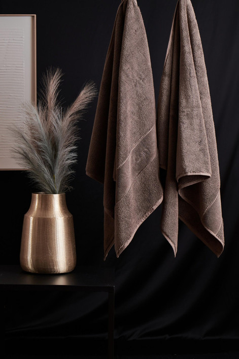 Organic Elegance jättiipyyhe 100x150 cm Mocha Mist