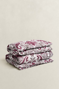 Key West Paisley pussilakana Vibrant Burgundy 150x210 Gant