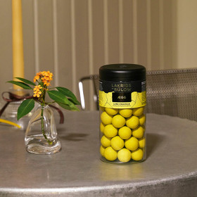 Regular Lime Ceackle 270 g Limetti & sitruuna • Valkosuklaa • lakritsi