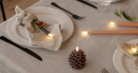 Uyuni Käpy Led-kynttilä 7x7 cm Valkoinen