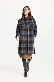 Carrie takki, In Front