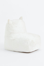 Soft and Fluffy Cat Seat