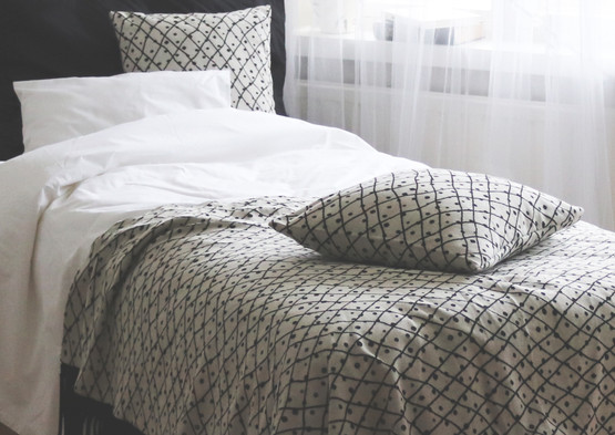 Tyynynpäällinen | Neule