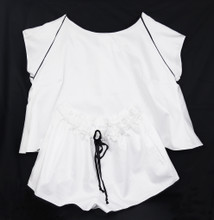 Naisen yöasu | Jonna