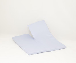 Halkaistun patjan lakana (halkaistu yhdestä päästä)