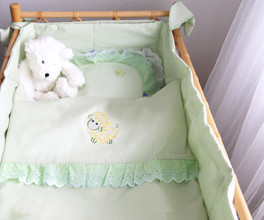 Vauvan Romanssi-peitto ja ensityyny 