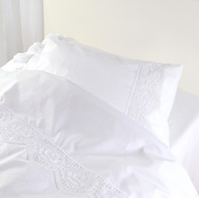 Pussilakana Vanhanajan valkoinen