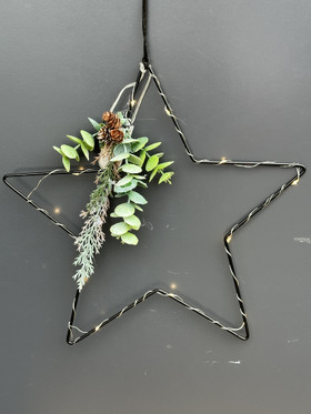 LED-tähti Marco musta, metallia 30cm