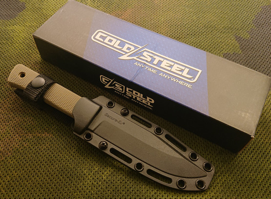 Cold Steel SRK Compact Veitsi + Taktinen Tuppi M05 Camo  