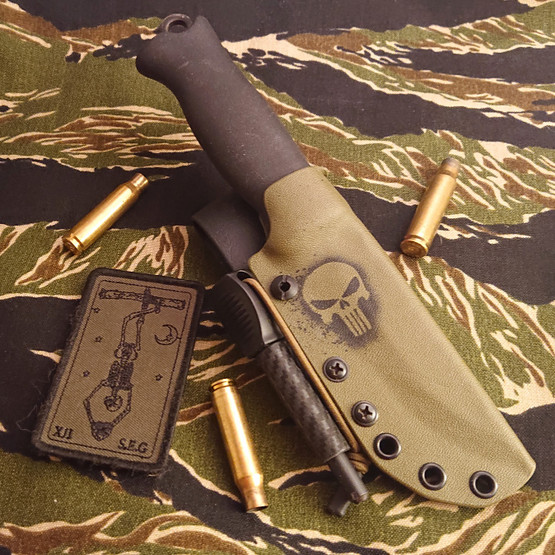 Varusteleka Jääkäripuukko 110 Tuppi Punisher 