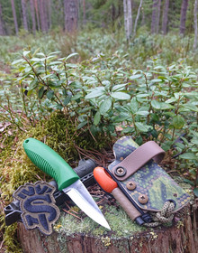 Sissipuukko M23 + Tuppi HexCam Limited Edt. 
