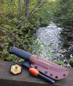 Varusteleka Jääkäripuukko 110 Tuppi Bushcraft Edt. 