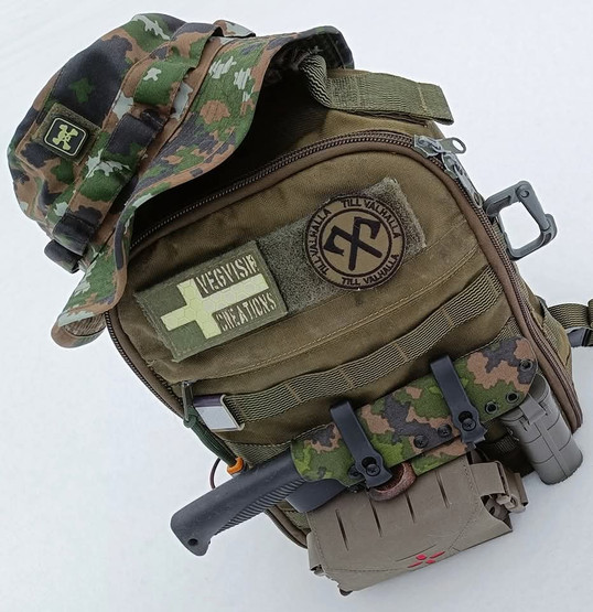 Sissipuukko M95 Taktinen Horisontaali/Vertikaali-Tuppi 