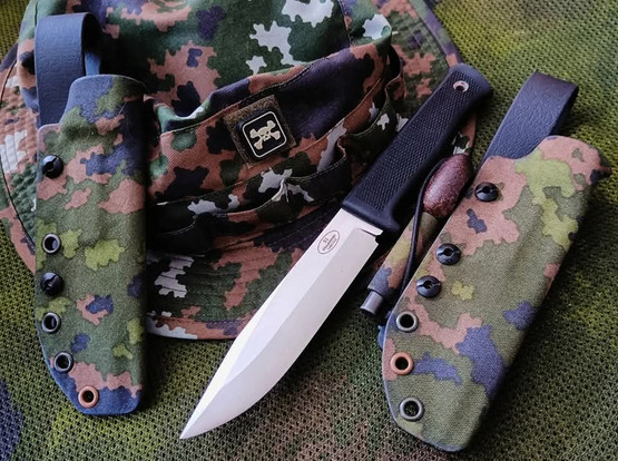 Fallkniven S1 Tuppi M05 Camo