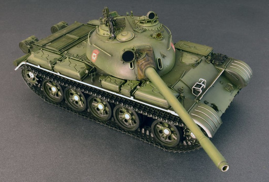 T-54B Early Production, 1:35 (pidemmällä toimitusajalla)