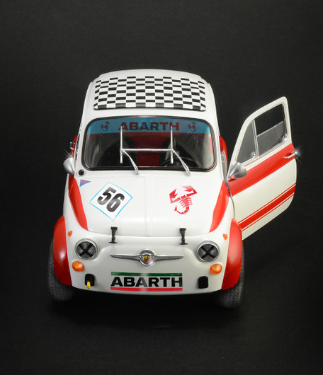 Fiat Abarth 695 SS Assetto Corsa, 1:12 (pidemmällä toimitusajalla)