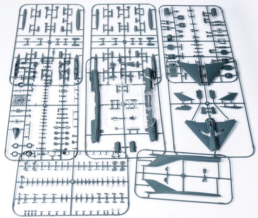 (TILAUSTUOTE) MiG-21SMT, 1:48