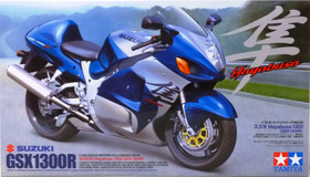 Suzuki GSX1300R Hayabusa, 1:12 (pidemmällä toimitusajalla)