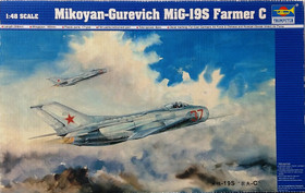 MiG-19S Farmer C, 1:48 (pidemmällä toimitusajalla)
