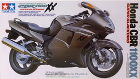 Honda CBR 1100XX Super Blackbird, 1:12 (pidemmällä toimitusajalla)