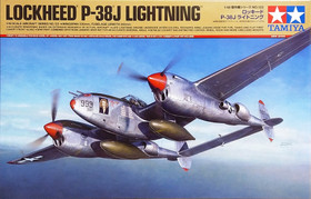 P-38J Lightning, 1:48 (pidemmällä toimitusajalla)