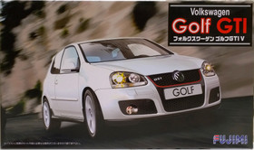 Volkswagen Golf V GTI, 1:24 (pidemmällä toimitusajalla)