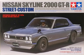 Nissan Skyline 2000 GT-R Street Custom, 1:24 (pidemmällä toimitusajalla)