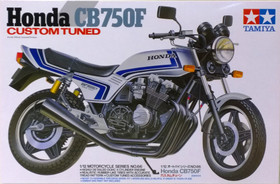 Honda CB750F Custom Tuned, 1:12