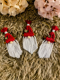 Makramee kanelitanko -tonttu