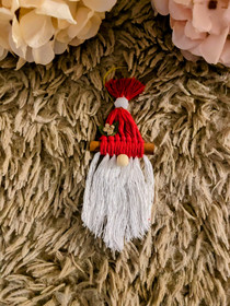 Makramee kanelitanko -tonttu