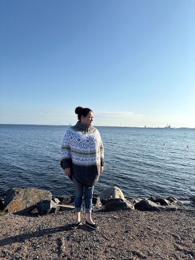 Sydänkäpy poncho, neuleohje