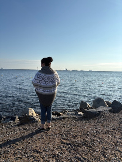 Sydänkäpy poncho, neuleohje