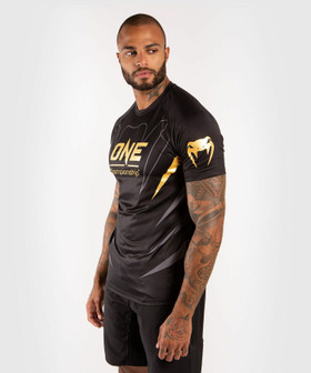 Venum x ONE FC Dry Tech T-shirt - Black/Gold