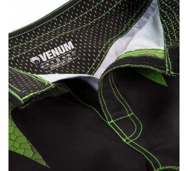 Venum Hurricane Fightshorts - Amazonia Green