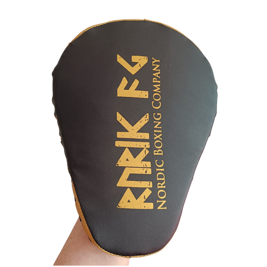 Rurik Caelic - Nyrkkeily pistehanskat