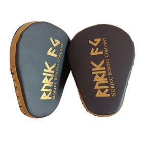 Rurik Caelic - Nyrkkeily pistehanskat