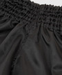 Venum Classic Muay Thai shortsit - Musta-Punainen
