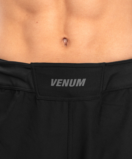 Venum G-Fit Air Fight Shorts – Kevyet ja Joustavat fight shortsit