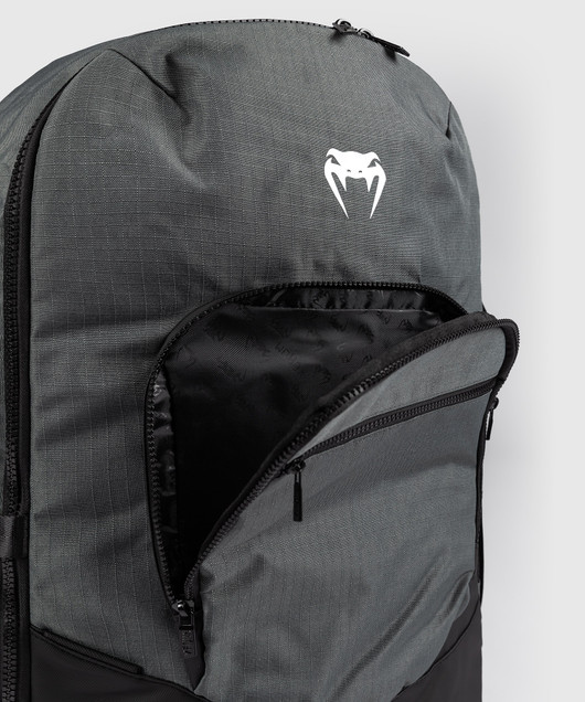 Venum Evo 2 Backpack – Monipuolinen Treenireppu Urheilijoille