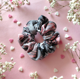 NEA -scrunchie
