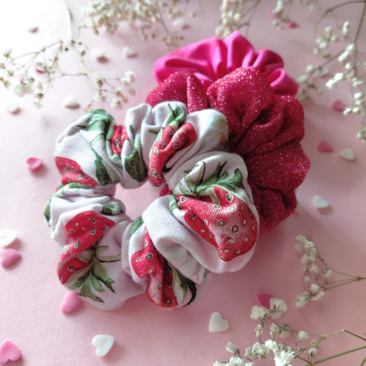 MAIJA -mansikkascrunchie