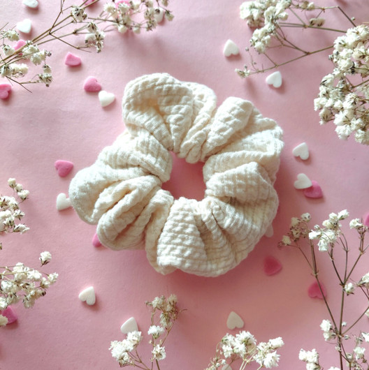 KUURA -scrunchie