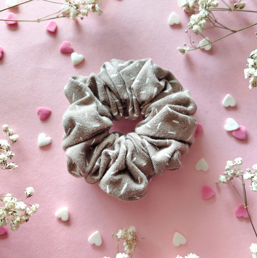 NORA -scrunchie