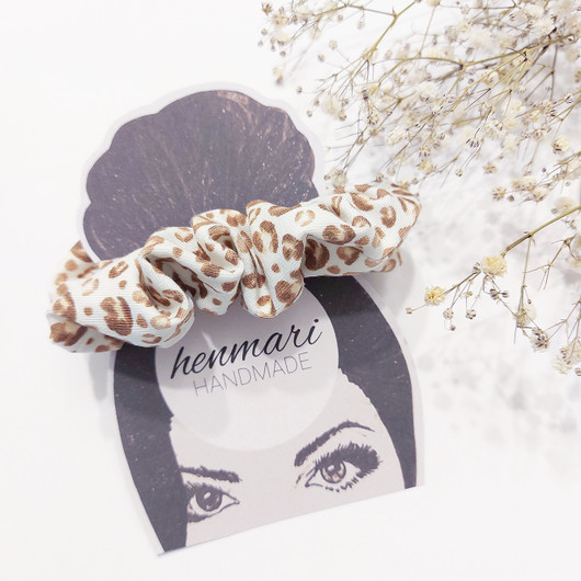 LEO -scrunchie, eri värejä