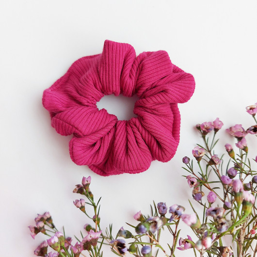RIIA -scrunchie, eri värejä